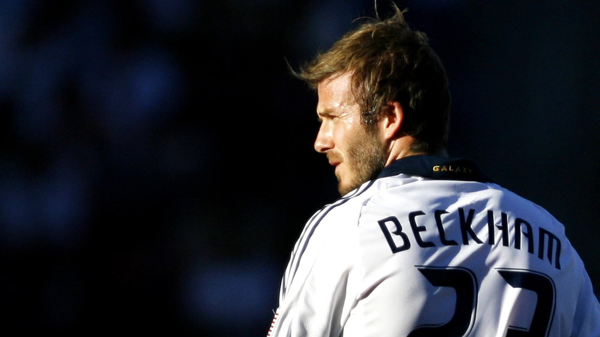 库里:无尽“远射”让联盟为之惊叹!,库里无私